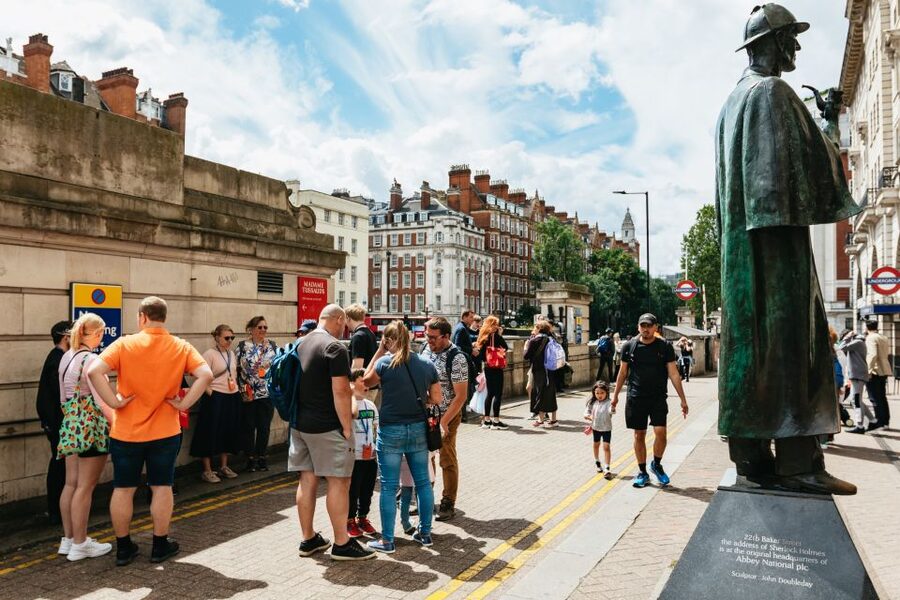 London: Secrets of the London Underground Walking Tour - Baker Street and the birth of the Underground