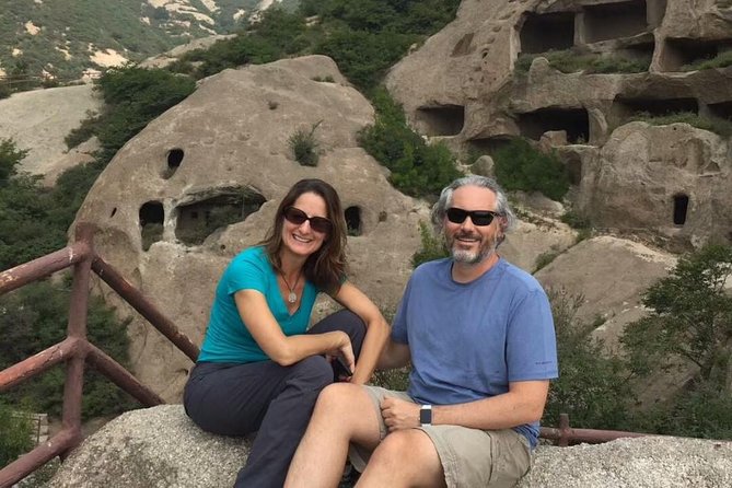 Longqingxia Gorge Cruise and Guyaju Cave Dwellings Private Day Tour - The morning ride to Longqing Gorge