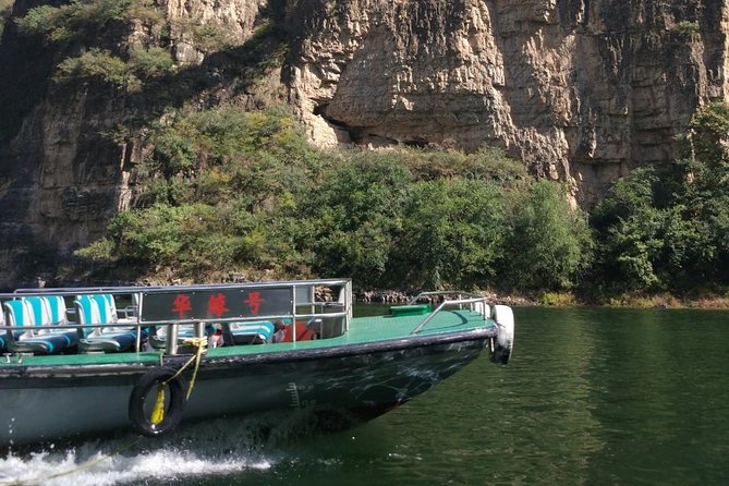 Longqingxia Gorge Cruise and Guyaju Cave Dwellings Private Day Tour - The walking challenge at Guyaju
