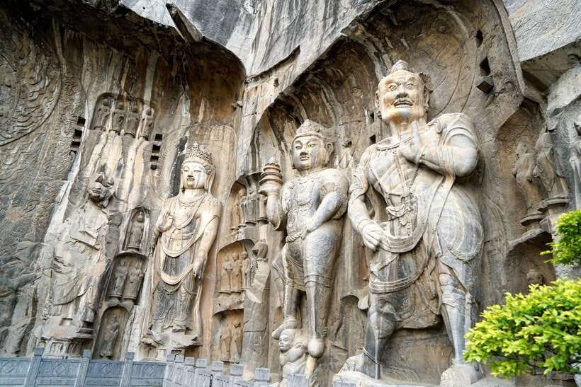 Luoyang: Longmen Grottoes Optional Tours or Tickets Only - Getting from the station or hotel to Longmen