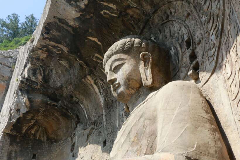 Luoyang: Longmen Grottoes Optional Tours or Tickets Only - Why a guide can change the visit