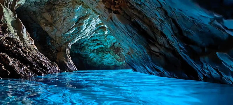 Makarska: 3-island Speedboat Cave & Blue Lagoon Tour - Key points to know before you book