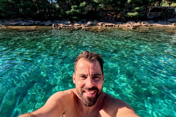 Makarska: 3-Island Speedboat Tour with Cave and Blue Lagoon - The skippers make a real difference