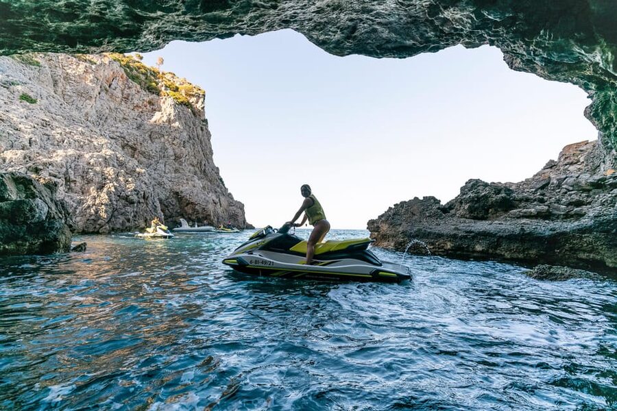 Mallorca Alcudia: Jack Sparrow Cave Jet Ski Tour - Reaching Jack Sparrow Cave
