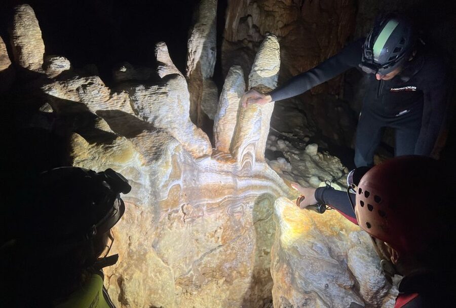 Mallorca: Aquatic Cave Exploration Guided Tour - What the Mallorca cave outing is really like