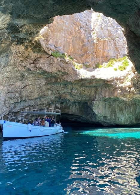 Marettimo: Island Speedboat Tour with Cave Visits & Swimming - Why Marettimo is best seen from a boat