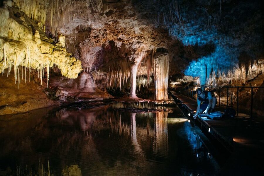 Margaret River: Lake Cave Fully-Guided Tour - Why the guide can make or break the hour