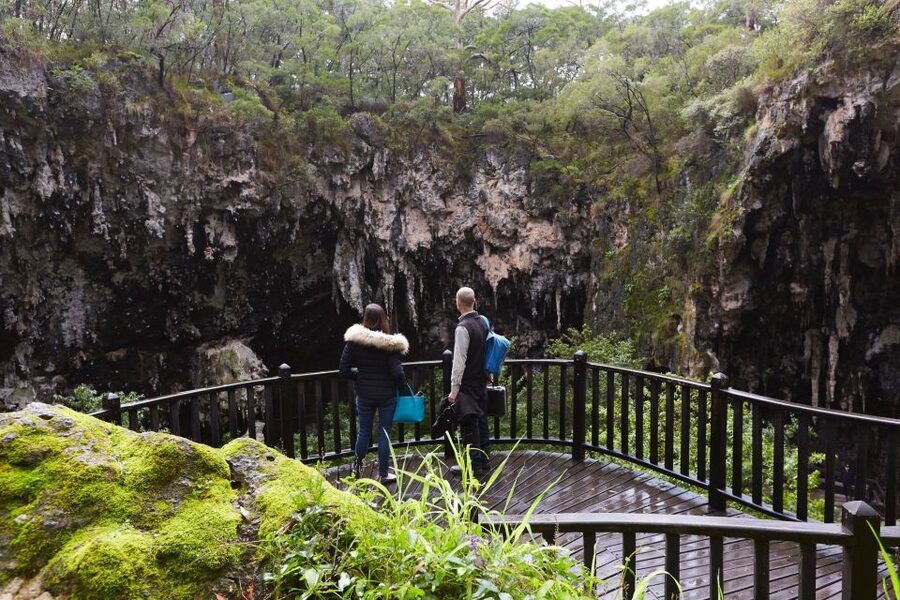 Margaret River: Lake Cave Fully-Guided Tour - Is the one-hour format good value?