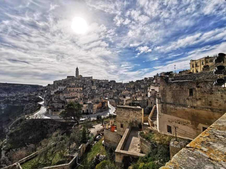 Matera: Walking tour with entries in Cave House and Church - Key points at a glance