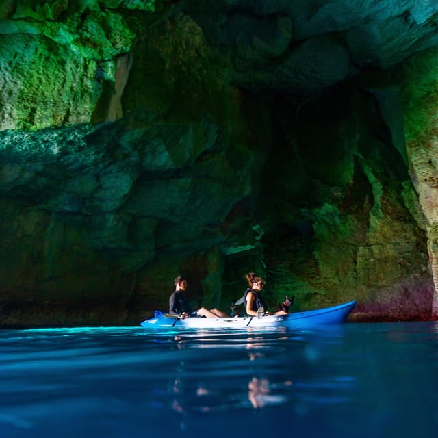 MENORCA: Kayak cave route + photo session. - Key points to know before you paddle