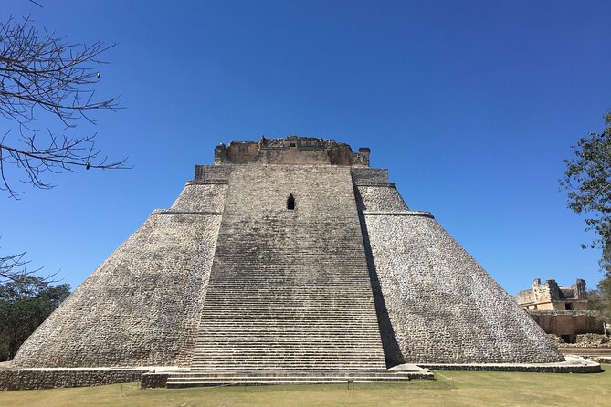 Merida : Guided tour of Uxmal, Kabah and Cenote with Lunch - Pickup and the long road day