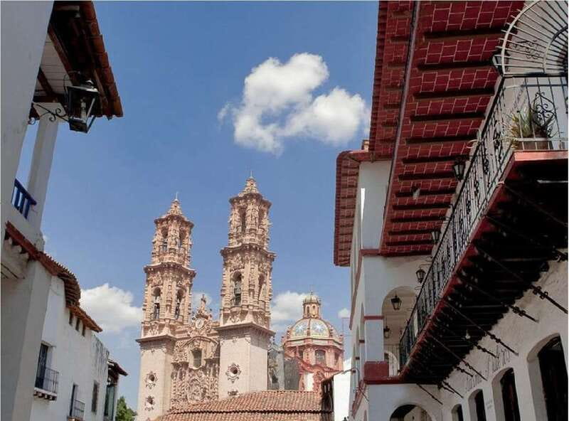 Mexico City: Cacahuamilpa Caves and Taxco Small-Group Tour - Santa Prisca and the colonial center