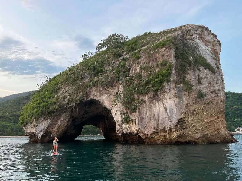 Mismaloya: Los Arcos Bioluminescent Waters Kayak & Cave Tour - Why Los Arcos feels different after sunset