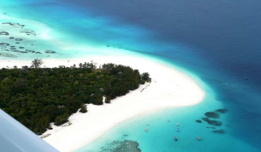 Mnemba Island, Turtle Tour, Kuza Cave, The Rock - A big Zanzibar day built around the water