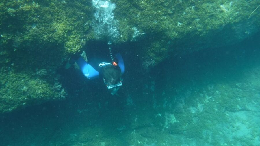 Mogán: Guided Kayak to Caves and Snorkeling Tour - Cliff jumps with a choice of heights