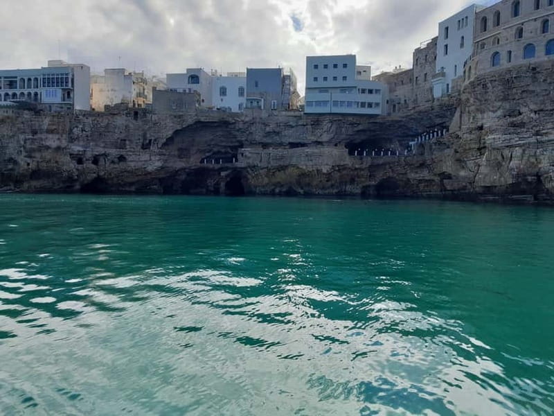 Monopoli: 2.5 Hour Boat Tour to the Polignano a Mare Caves - Why the guide can make or break this trip