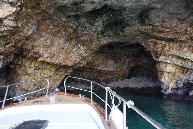 Monopoli Shared tour by Gozzo boat to the Polignano caves - Who will enjoy this boat tour most