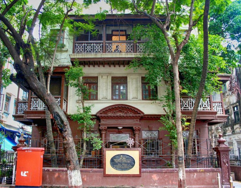 Mumbai: City Tour, Elephanta Caves, Dharavi Slum W/Options - Is $32 per person good value?