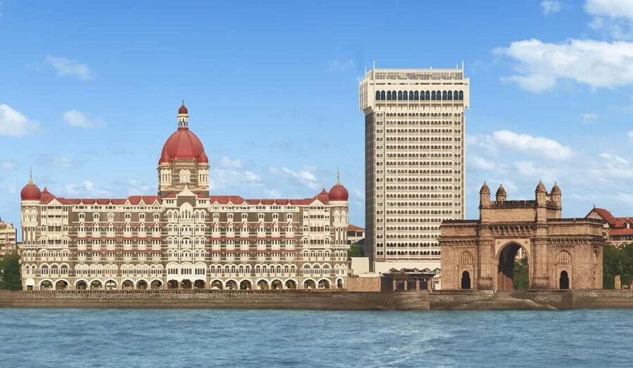 Mumbai: Exclusive Full-Day City Tour with Optional Caves - Colonial Mumbai around Oval Maidan