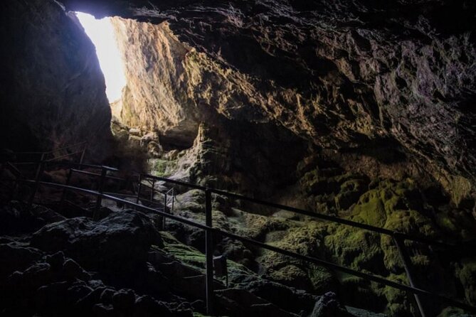Mythical Escape: Cave of Zeus & Knossos Palace with Lassithi Plateau from Chania - Pottery, wine, and the Pitarokilis family