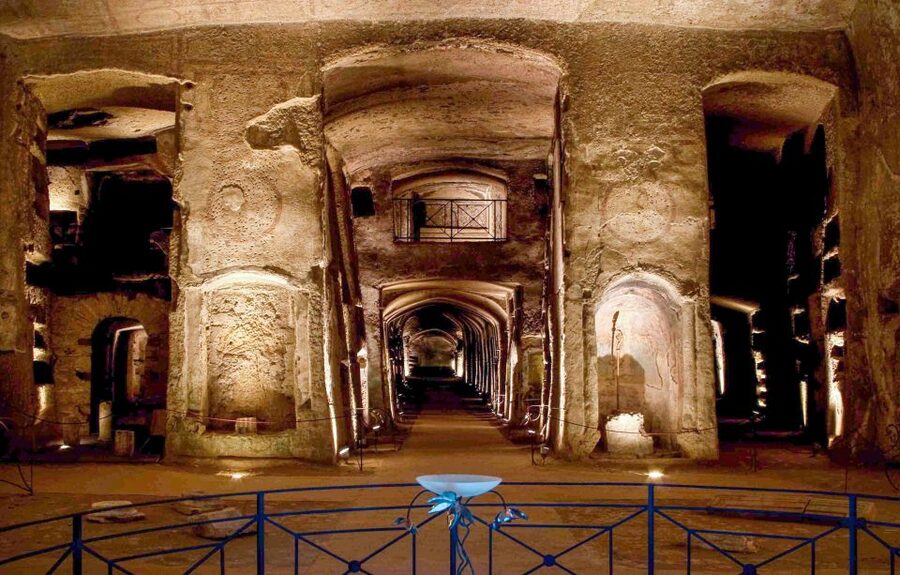 Naples: Catacombs of San Gennaro Entry Ticket & Guided Tour - The upper catacomb and its 3rd-century paintings