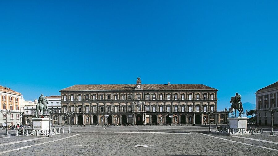 Naples: Historic Center Guided Tour with Underground Ruins - Spaccanapoli, San Domenico Maggiore, and Santa Chiara