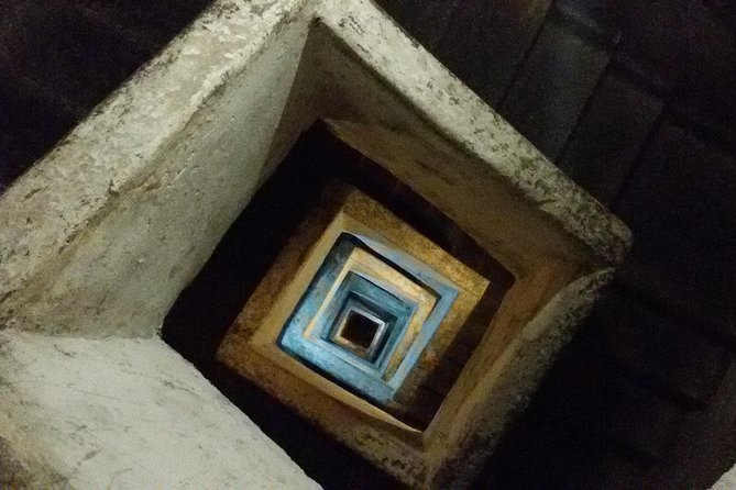 Naples Underground Spanish Quarters with Guide - Key points before you book