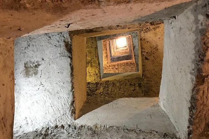Naples Underground Spanish Quarters with Guide - Practical details that affect your visit