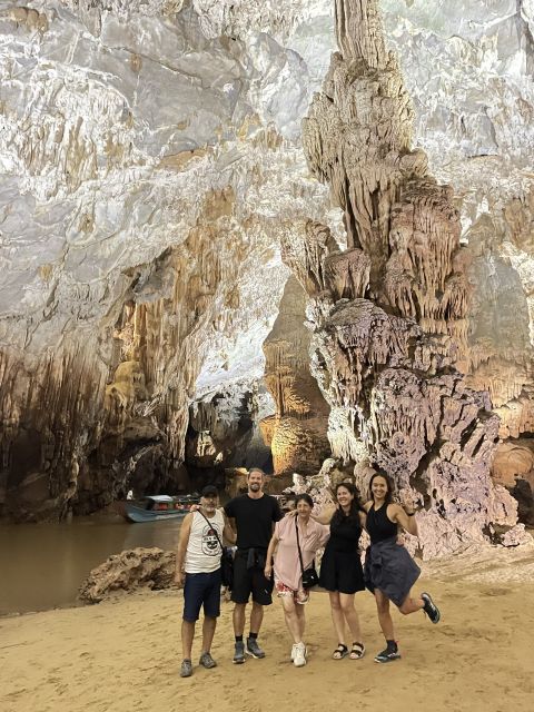 National Park - Paradise Cave & Phong Nha Cave - 10:30, the walk to Paradise Cave