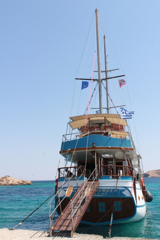 Naxos: Cruise to Rina Cave & Ano Koufonissi with BBQ Lunch - Swimming at Rina Cave