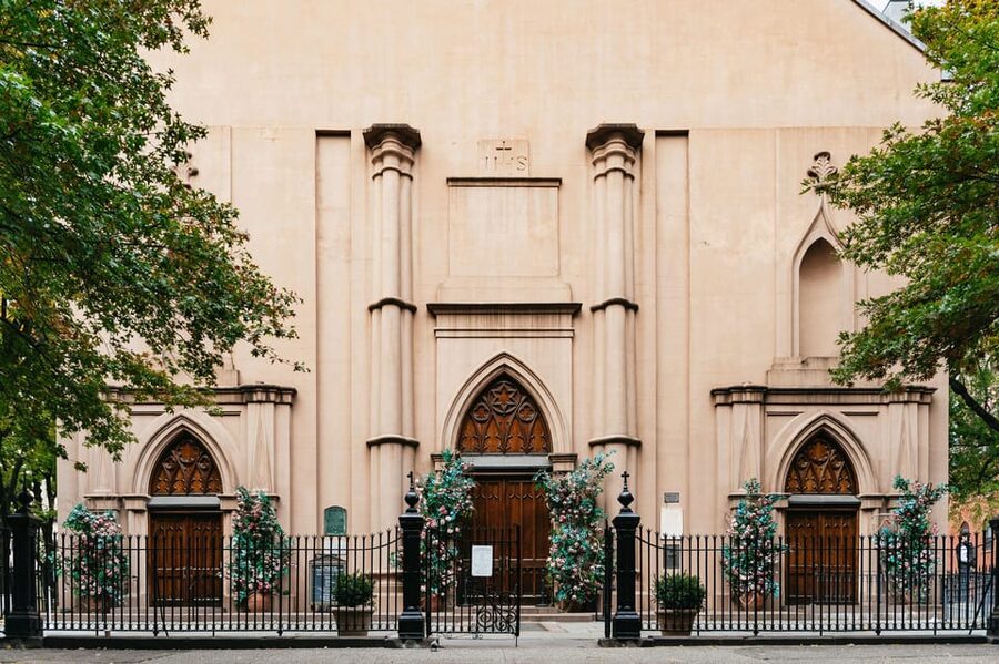 New York City: Catacombs by Candlelight - Candlelight without the haunted-house treatment