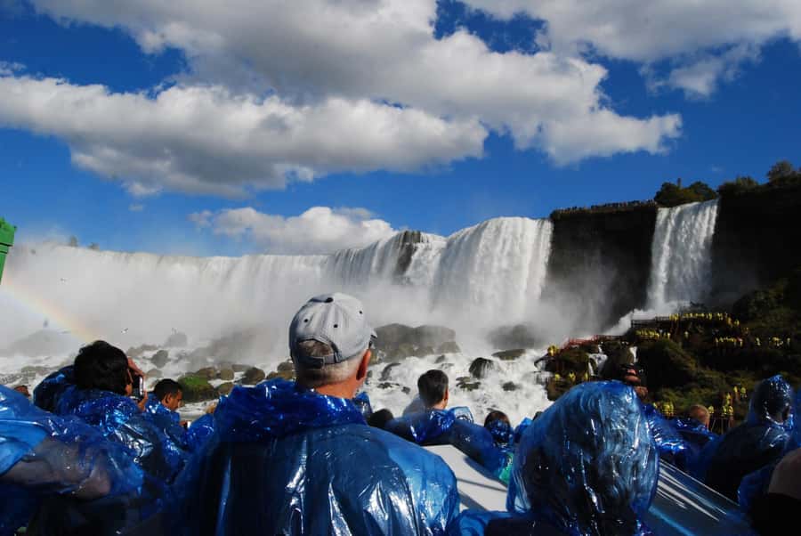 Niagara Falls: Maid of the Mist & Cave of the Winds Tour - The Nikola Tesla Monument and the quieter details