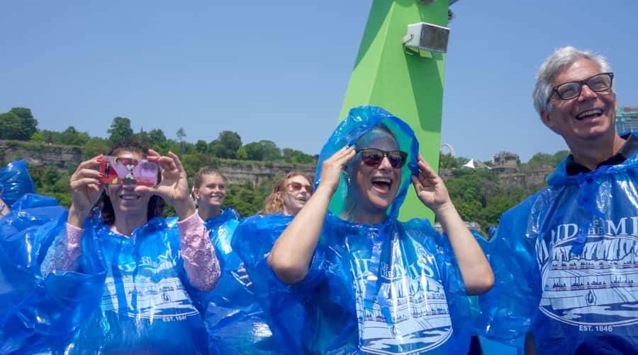 Niagara Falls USA: Cave of the Winds & Maid of the Mist Ride - Why this three-hour tour works well
