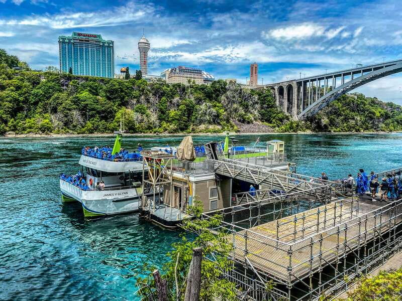 Niagara Falls, USA: Maid of Mist & Cave of Winds Combo Tour - The Observation Tower and the First Big View