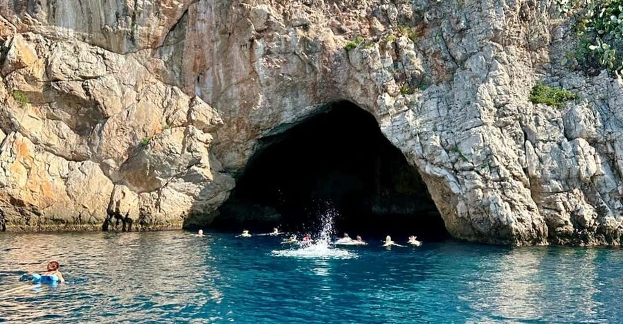 Nice: Mala Caves, Villefranche & Snorkeling Boat Tour - Key points to know before you book