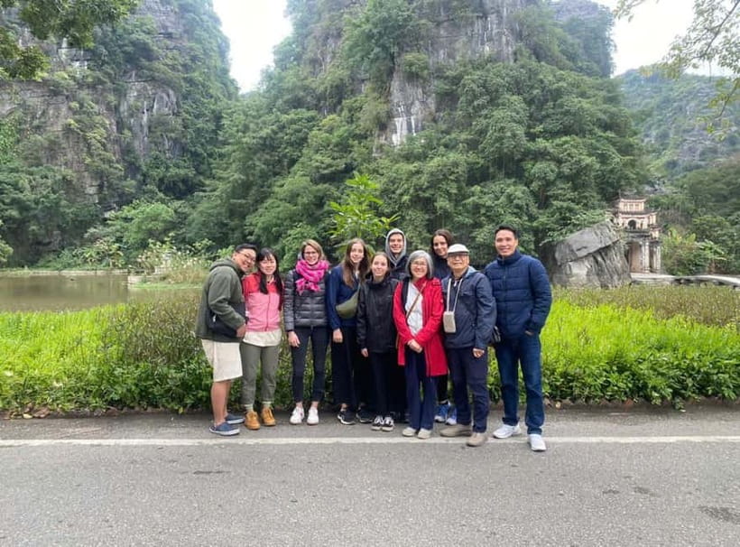 Ninh Binh Cycling Tour: Tam Coc Boat, Mua Cave & Rural Life - Mua Cave and the nearly 500-step climb