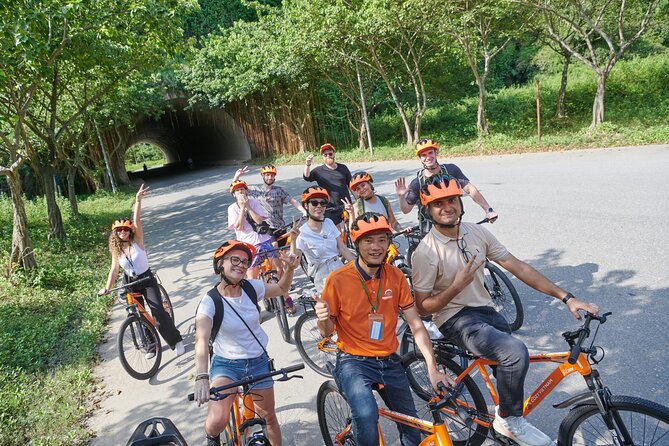 Ninh Binh Day Trip: Bai Dinh-Trang An-Mua Cave, Buffet, Boat, Bus - Who will enjoy this day trip most