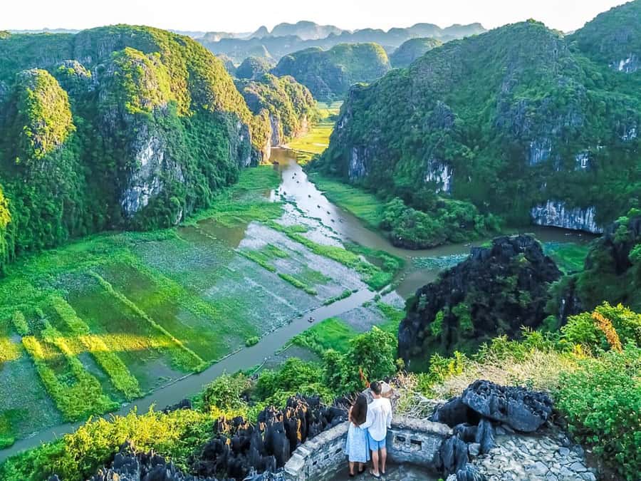 Ninh Binh Jeep Tour: Trang An Boat Ride, Bich Dong, Mua Cave - Who should book this outing?