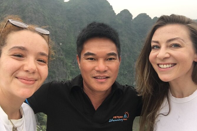 Ninh Binh Private Tour to Mua Cave Trang An Grottoes From Hanoi - Is $160 per person fair value?