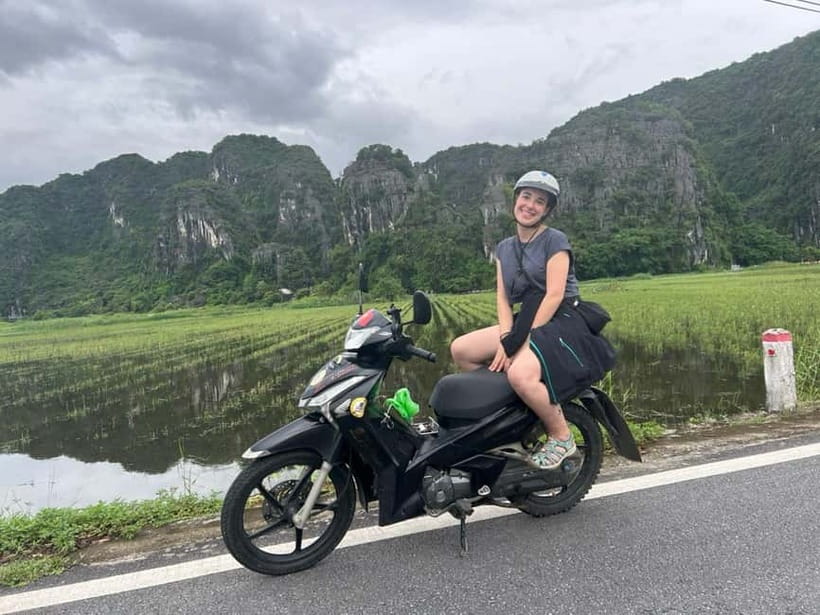 Ninh Binh: Trang An Boat Ride, Bich Dong & Mua Cave Sunset - Mua Cave and the 500-step finish