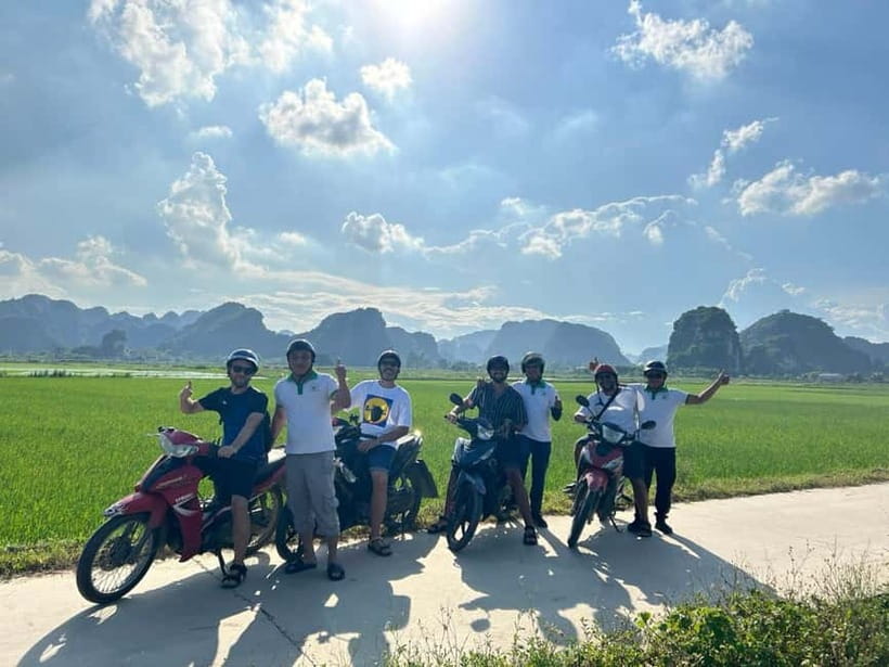 Ninh Binh: Trang An Boat Ride, Bich Dong & Mua Cave Sunset - Who should choose this experience?
