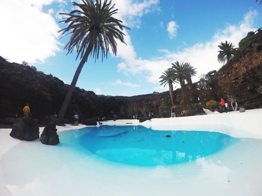 North Lanzarote: Cave, Jameos del Agua, and Viewpoint - Inside Cueva de los Verdes