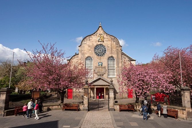 Old Town Historical and Underground Tour - Starting near Tron Kirk and Edinburgh’s Old Town