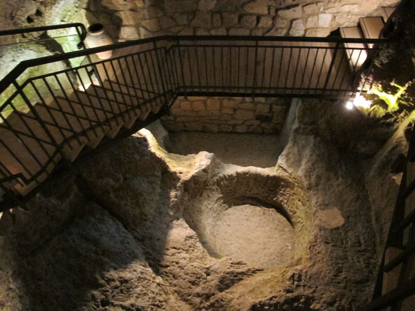 Orvieto: 2-Hour Cathedral and Underground Tour - San Brizio Chapel and Signorelli’s powerful frescoes