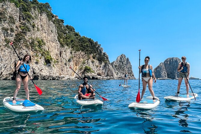 Paddleboard in Capri between caves and beaches. Photos included! - Who will enjoy this most?