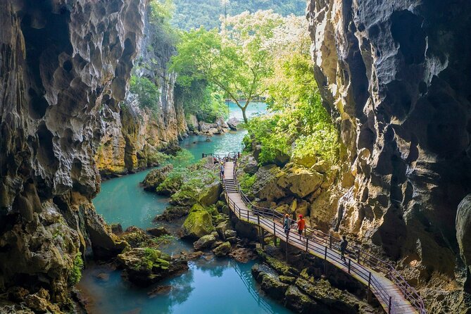 Paradise Cave & Dark Cave All-Inclusive 1-Day - Lunch at noon, then a quick change of pace