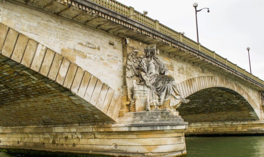 Paris: Catacombs, Audio Guide, and River Cruise Option - Why the 14°C temperature matters