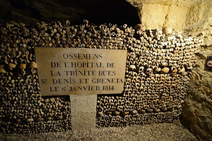 Paris: Catacombs Entry & Seine River Cruise with Audio Guide - Why the Catacombs are worth the descent
