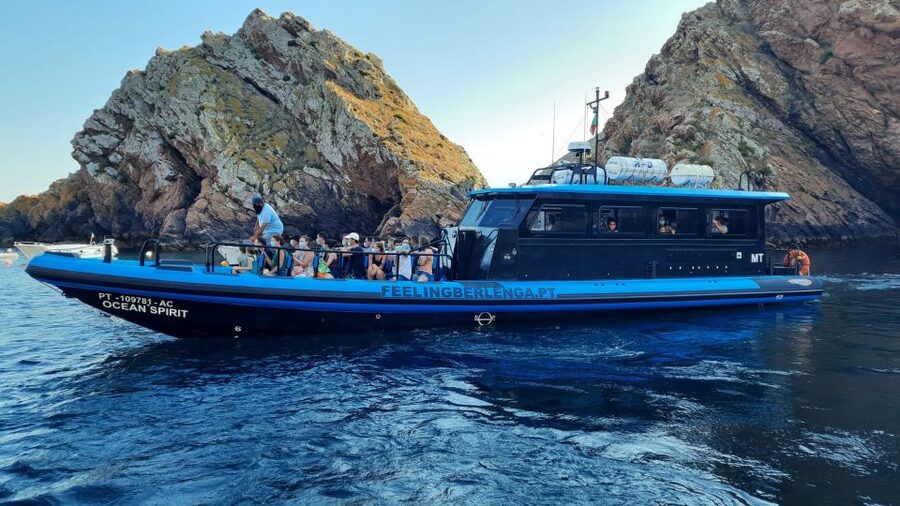 Peniche: Berlengas Island Trip, Hiking and Cave Tour - Arriving at Berlenga Grande