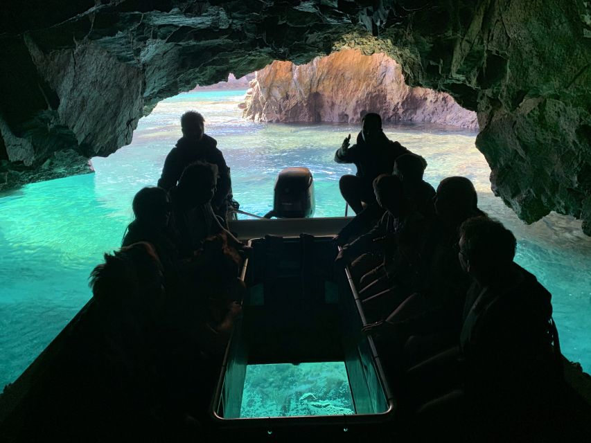 Peniche: Berlengas Island Trip, Hiking and Cave Tour - Guides, languages, and the pace of the walk